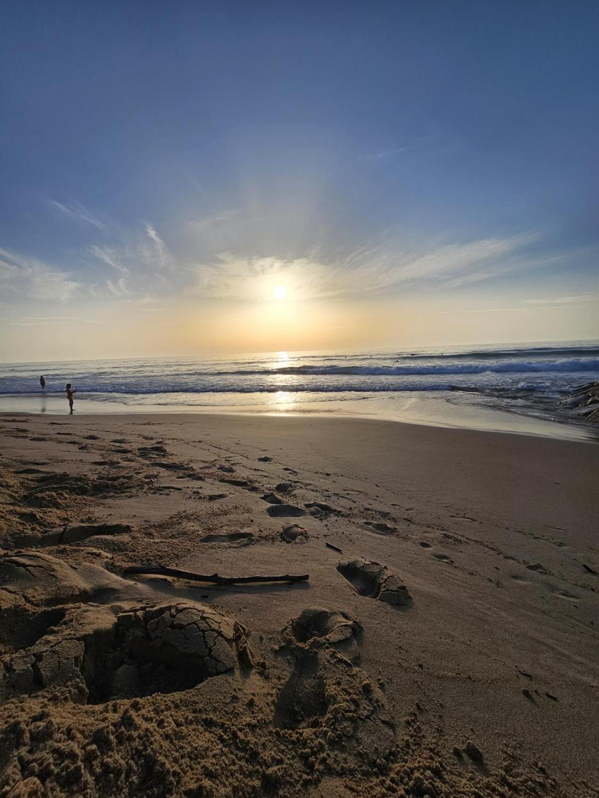 T1 Praia Areia Branca Lourinha  Luaran gambar