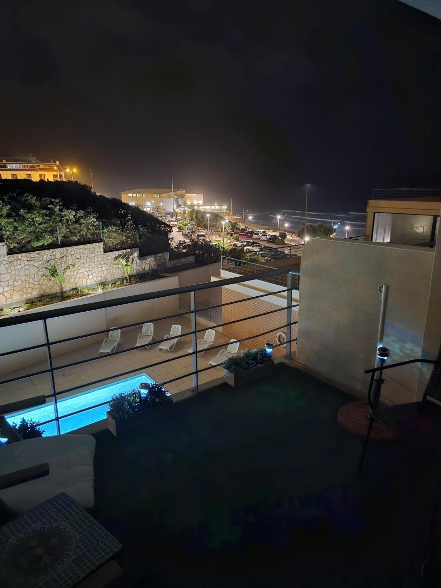 T1 Praia Areia Branca Lourinha  Luaran gambar