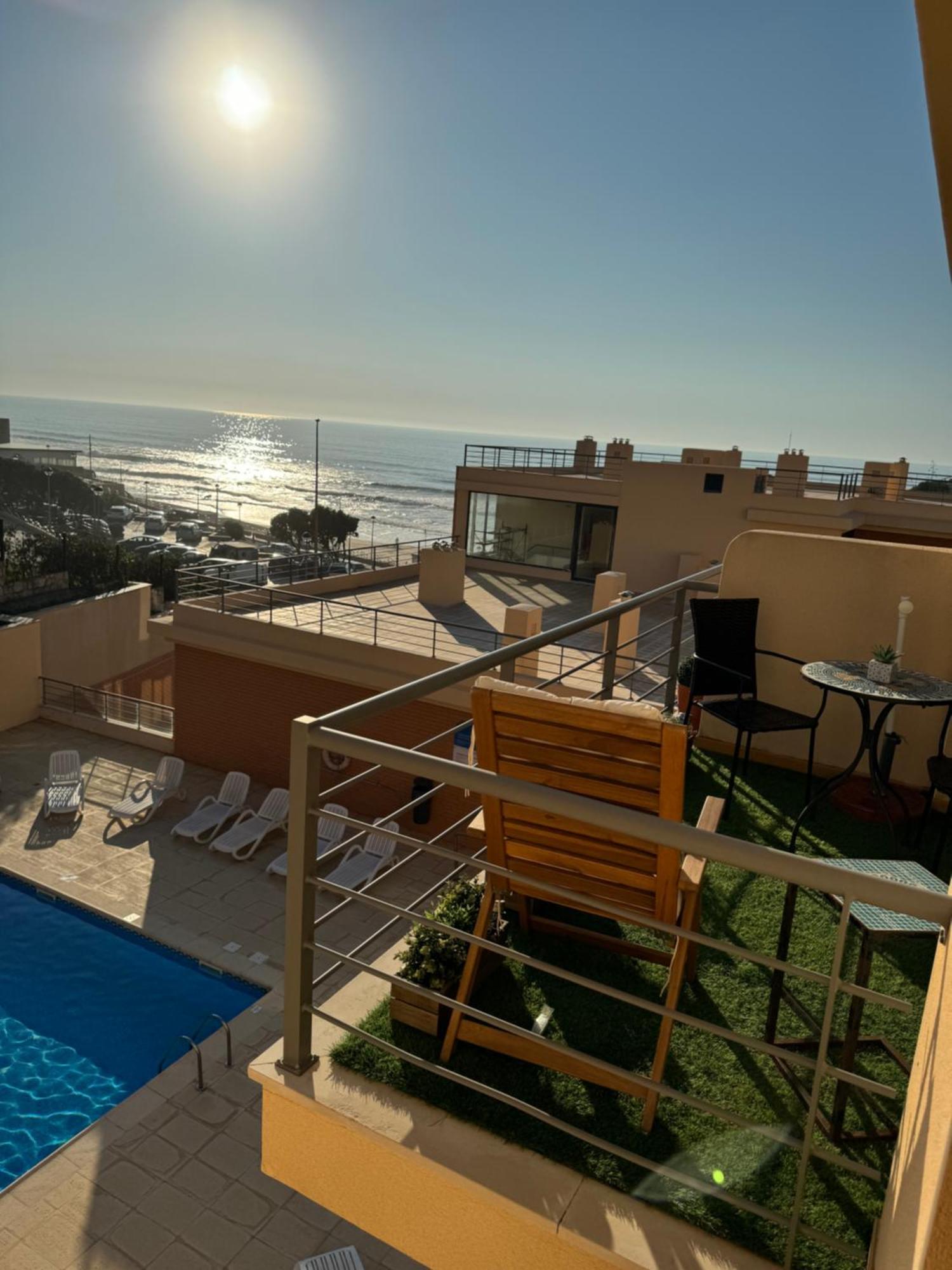 T1 Praia Areia Branca Lourinha  Luaran gambar